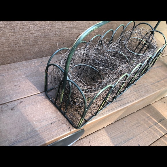 Three candle iron candle holder - Picture 5 of 5